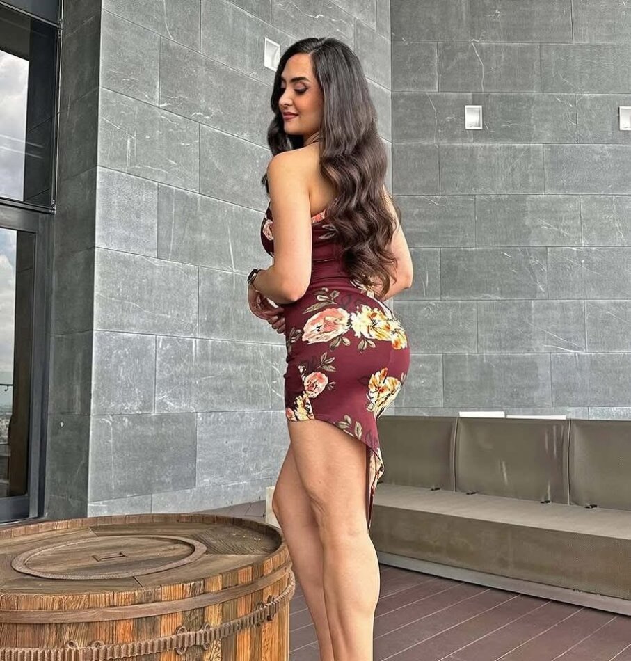 “ტრასაზე ვიდექი და სახლში წასასვლელი ფული არ მქონდა, უცებ ერთმა მანქანამ გამიჩერა და მითხრა გაგიყოლებო.. მოულოდნელად მინდორში გადაუხვია, საბარგული გააღო და ისეთი რამ მითხრა რასაც ვერასდროს წარმოვიდგენდი…”