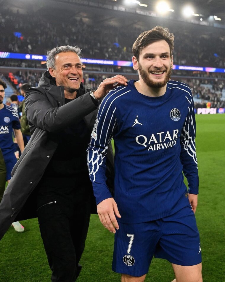 აი თურმე რატომ მოსწონს განსაკუთრებულად ლუის ენრიკეს კვარაცხელია და რატომ ათამაშებს შეუცვლელად – მიზეზი ცნობილია