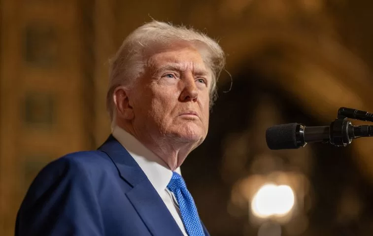 დონალდ ტრამპი განცხადებას ავრცელებს