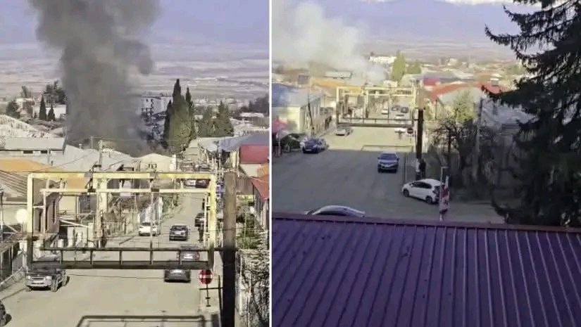 “ხანძარია იწვის, ქალია შიგნით” – ცეცხლი საცხოვრებელ სახლს უკიდია.