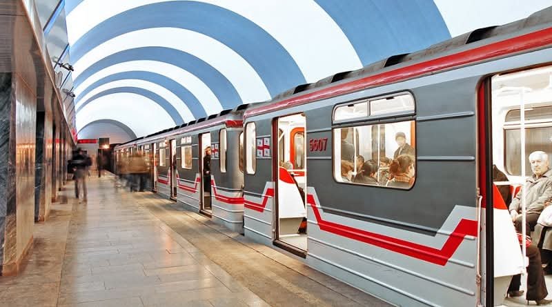 თბილისის მეტრო სამი დღის განმავლობაში გახანგრძლივებული დროით იმუშავებს