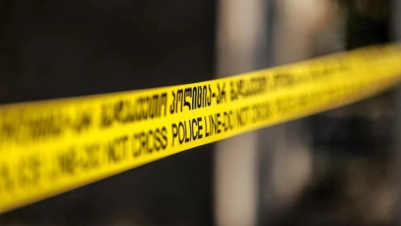 მათთან სტუმრად მივიდა და გარდაიცვალა, მოგვიანებით ცხედარი ტყეში დატოვეს...“ - შსს-მ 2 პირი დააკავა