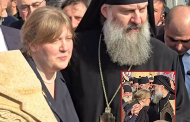 ქალი, რომელიც პატრიარქს მხარზე ეამბორა, მისი და არის – რას არის ცნობილი შიო III-ის ერთადერთ დაზე