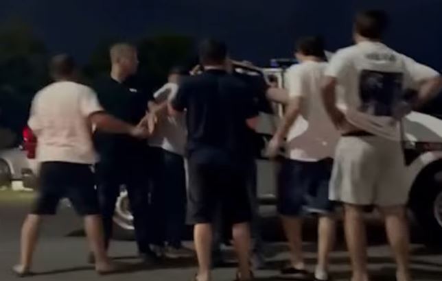 ჩხუბი პარკინგის გამო – ვრცელდება დაპირისპირების კადრები ანაკლიიდან