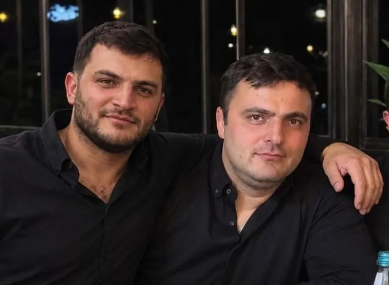 საშინელი ამბავია, ძმები აღარ არიან .